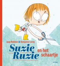 Cover of Suzie Ruzie en het schaartje A toddler girl cuts paper with a scissor